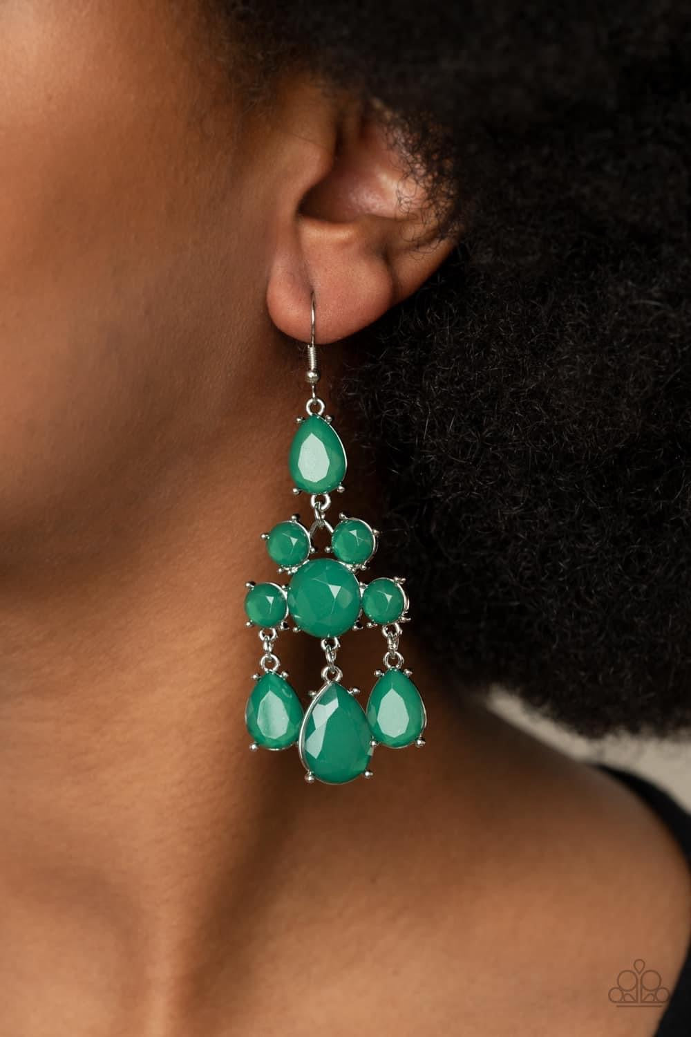 Afterglow Glamour Green Earrings