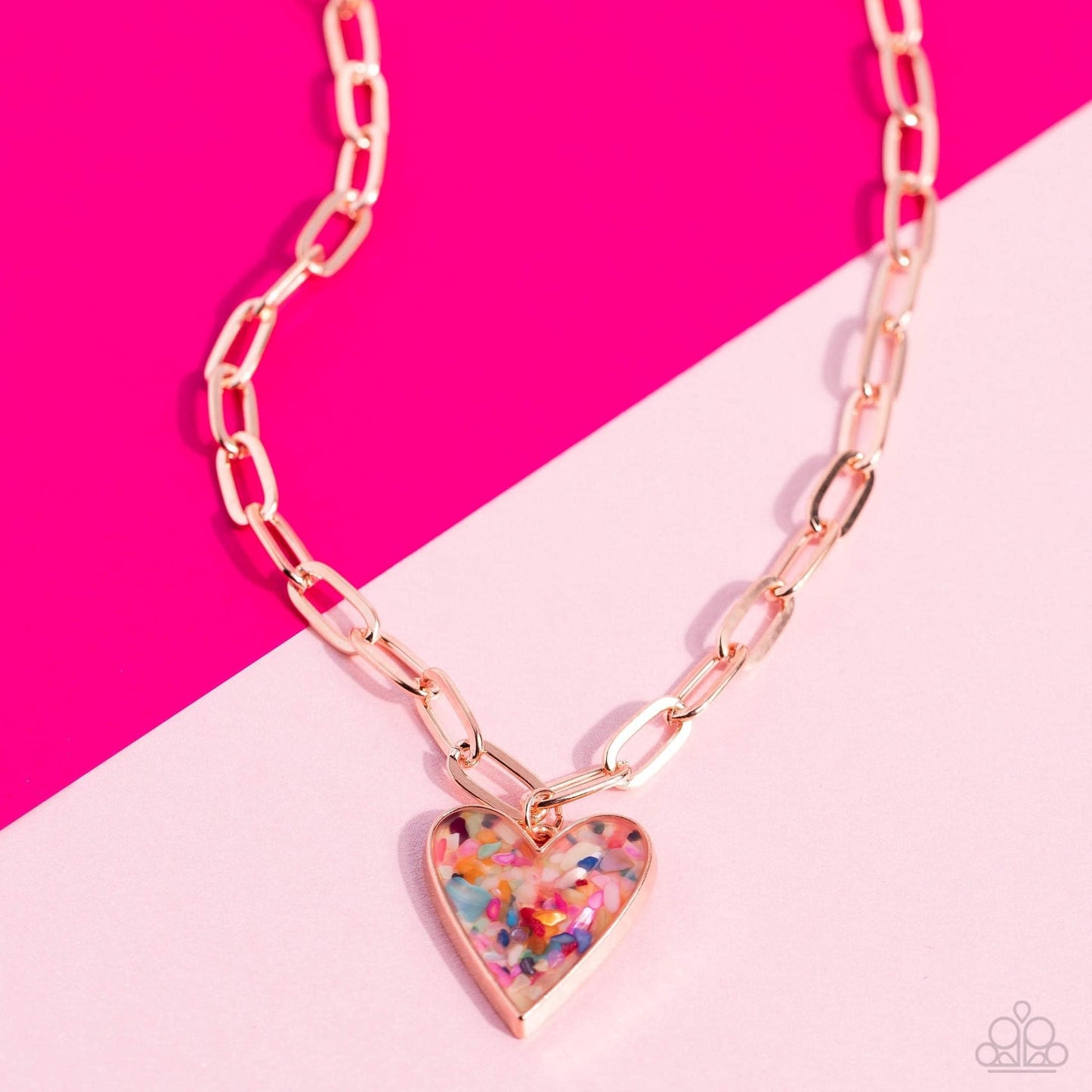 Kiss and SHELL Copper Heart Necklace