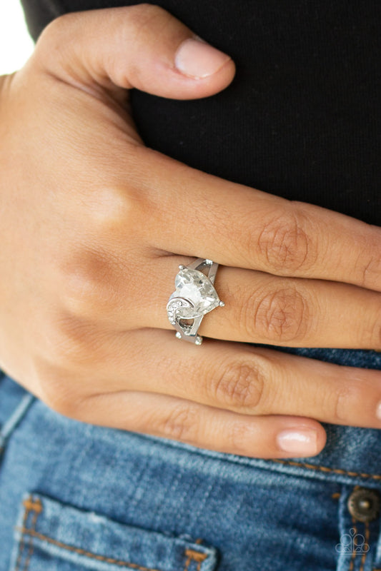 Romantic Reverie Silver Heart Ring