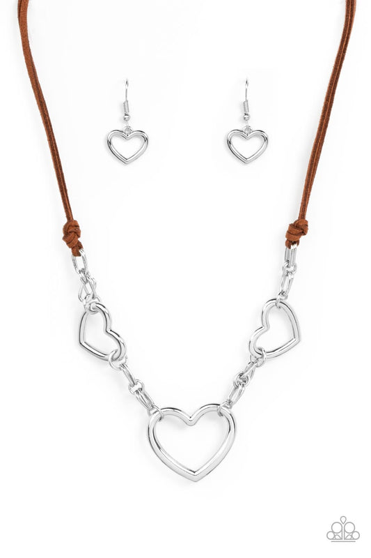 Fashionable Flirt Brown Heart Set