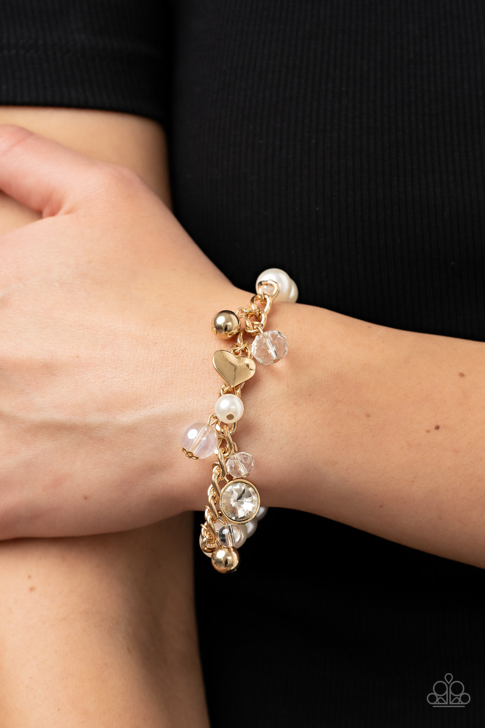 Adorningly Admirable White Gold Pearl Bracelet