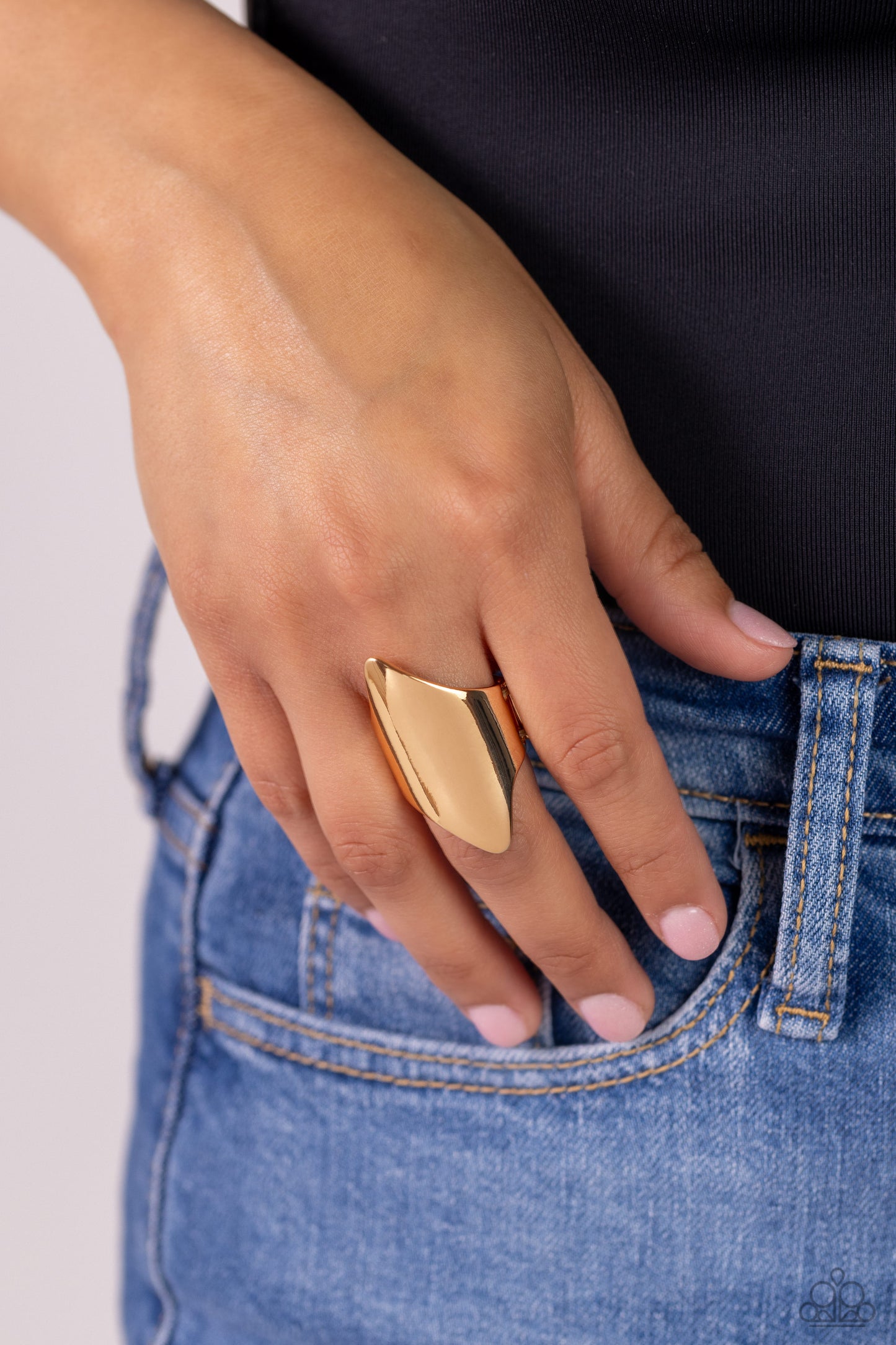 Pointed Palm Desert Gold Ring