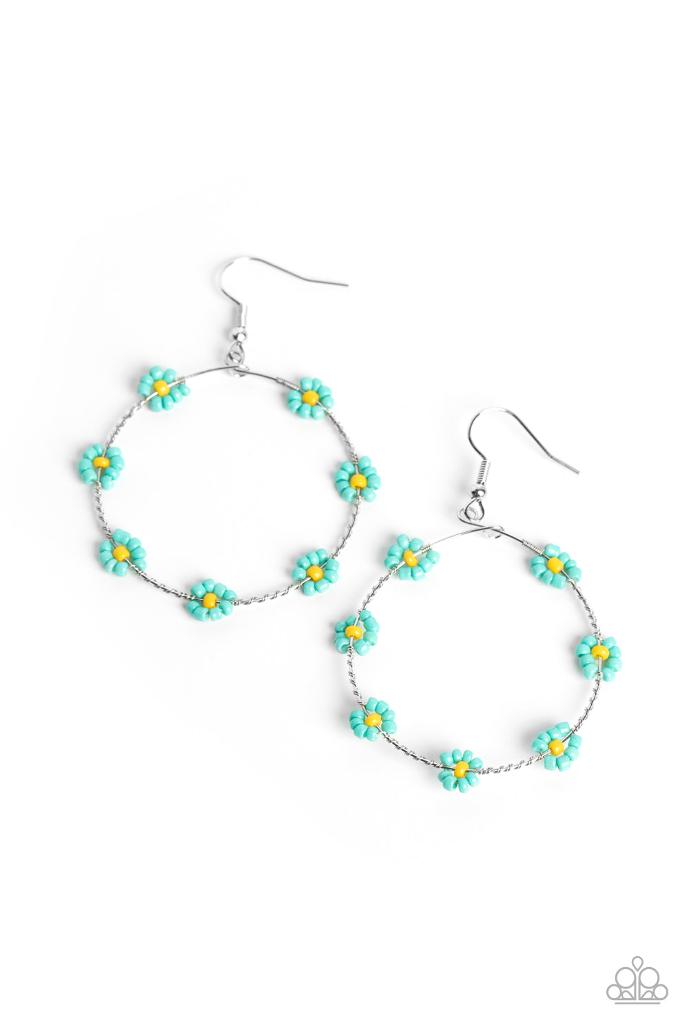 Dainty Daisies Blue Flower Earrings