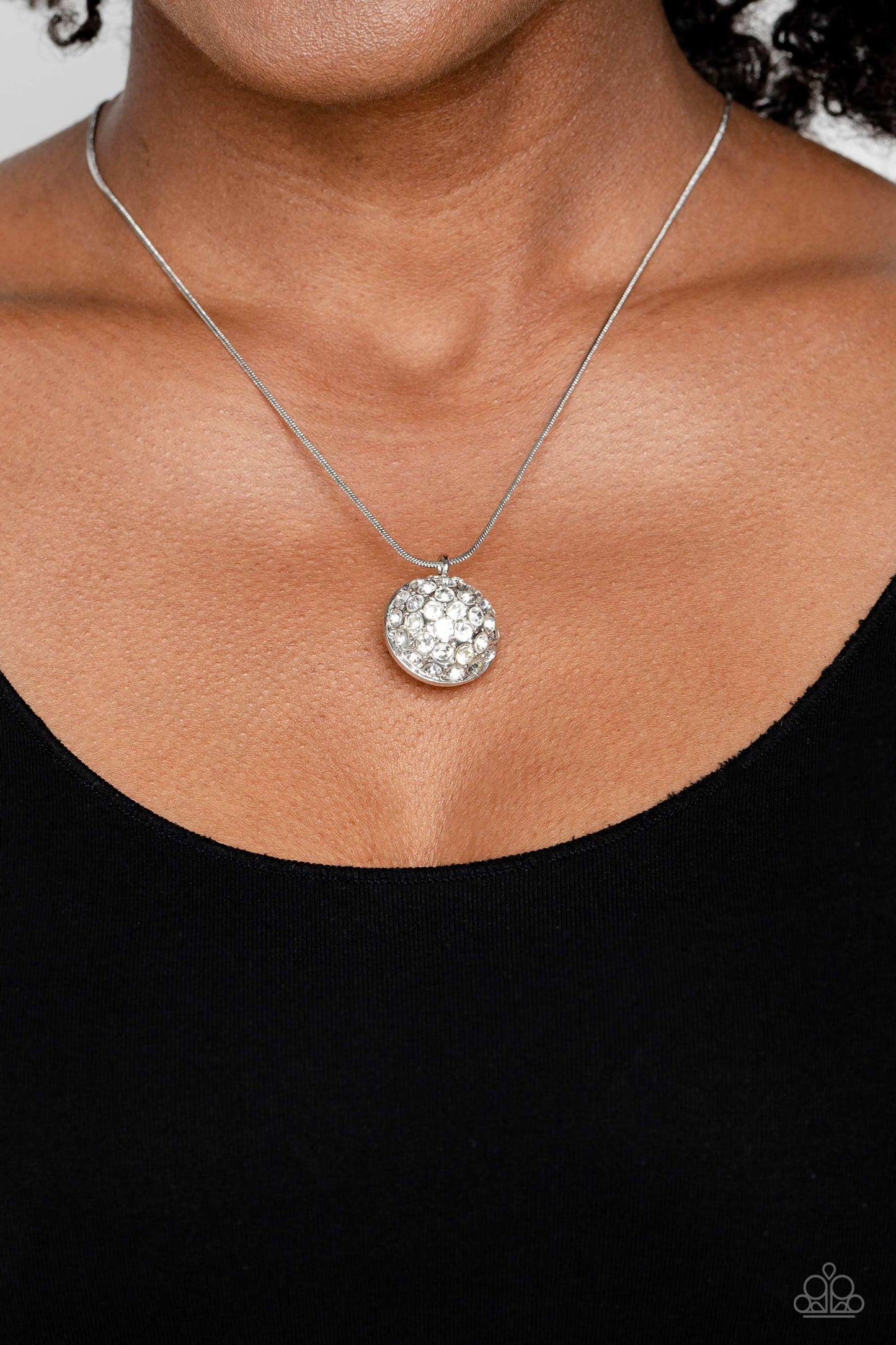 Haute Hybrid White Pearl Silver Pendant Necklace