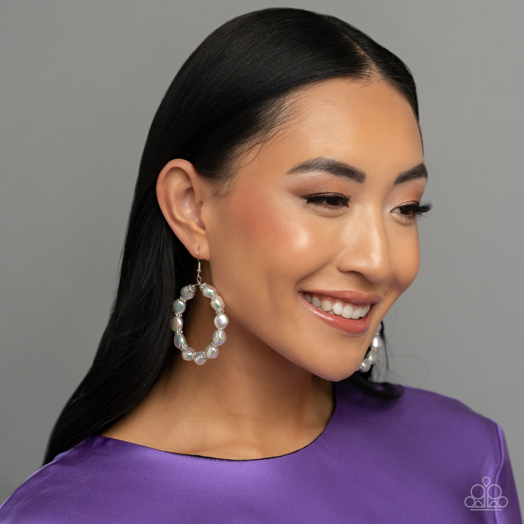 The PEARL Next Door White Iridescent Earrings