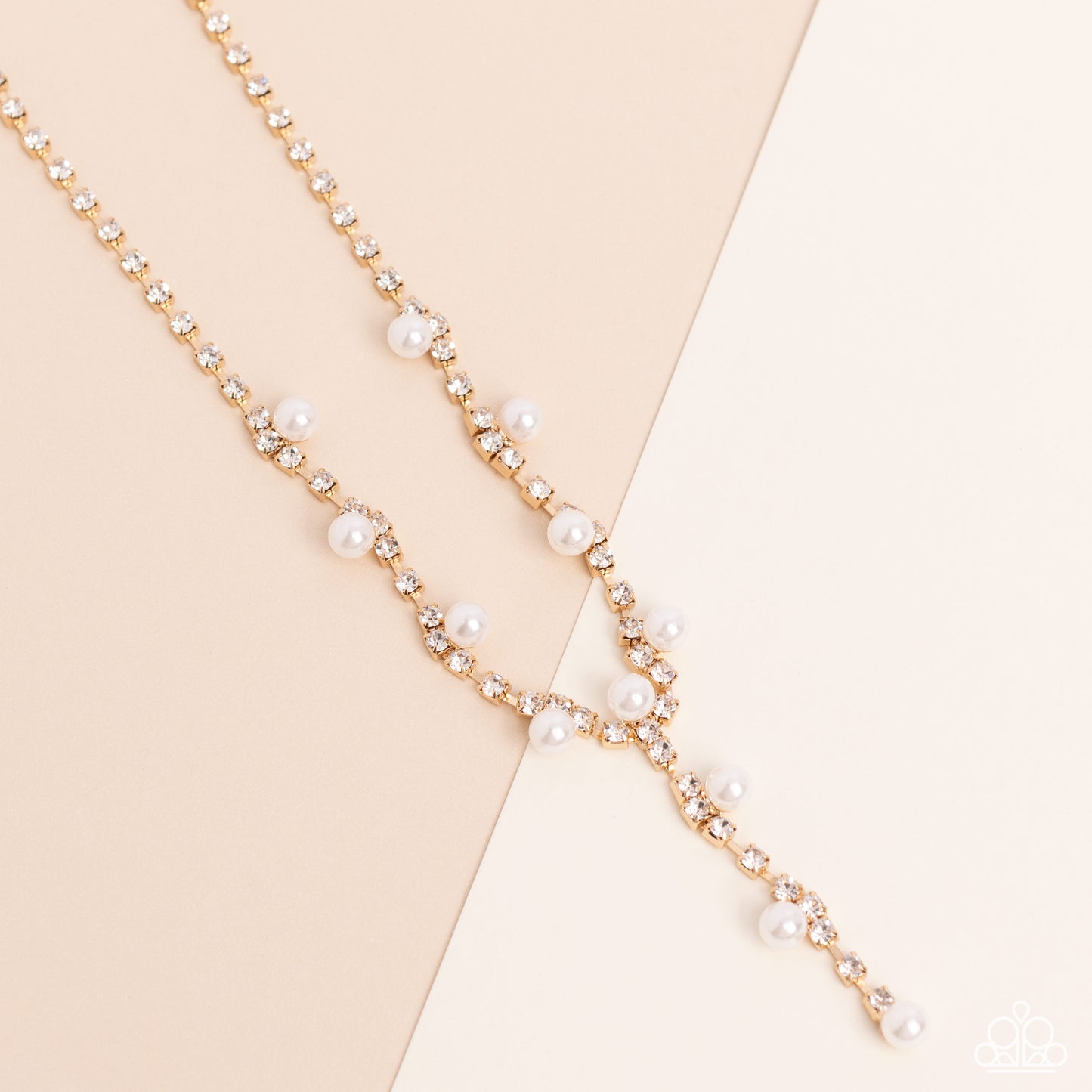 Upper Class Gold Pearl Necklace