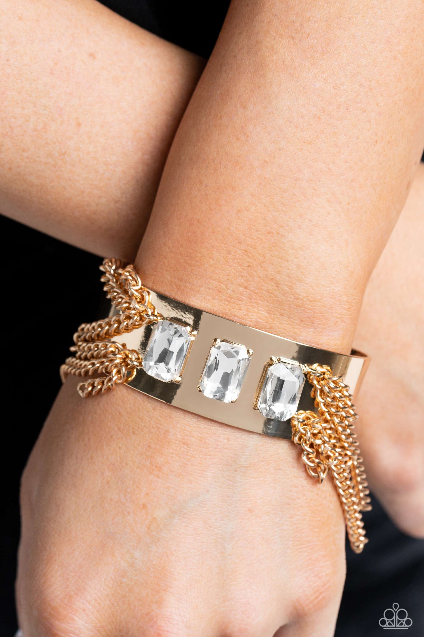 CHAIN Showers Gold Cuff Bracelet