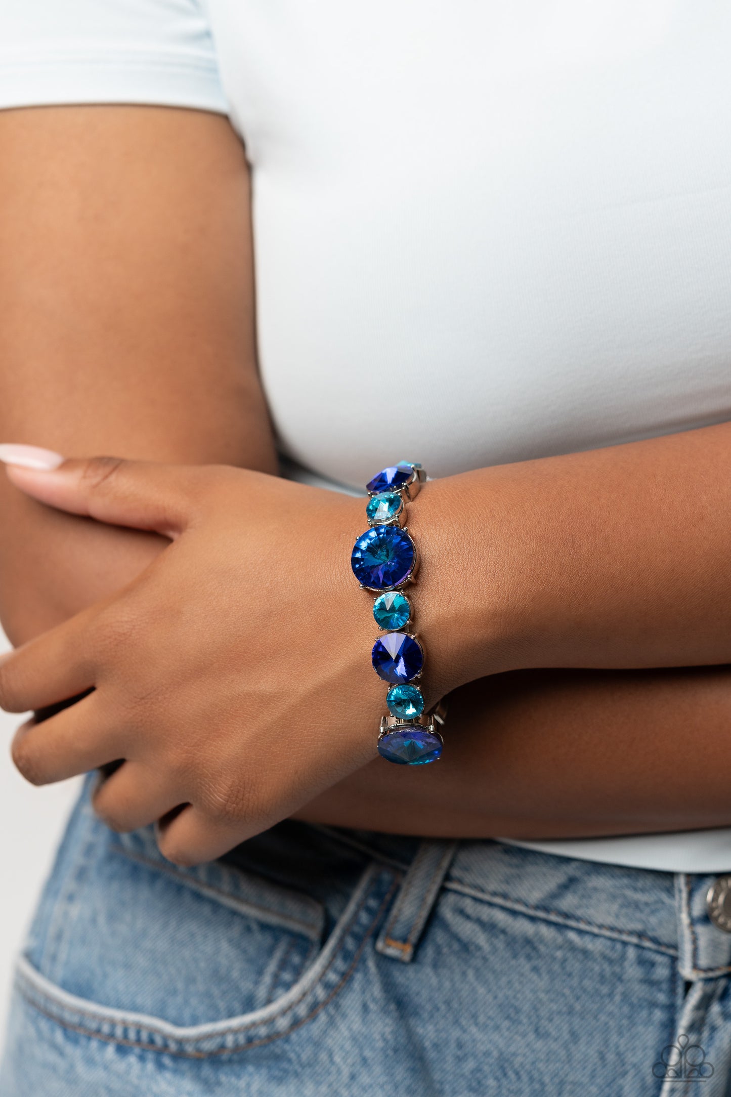 Refreshing Radiance Blue Rhinestone Bracelet