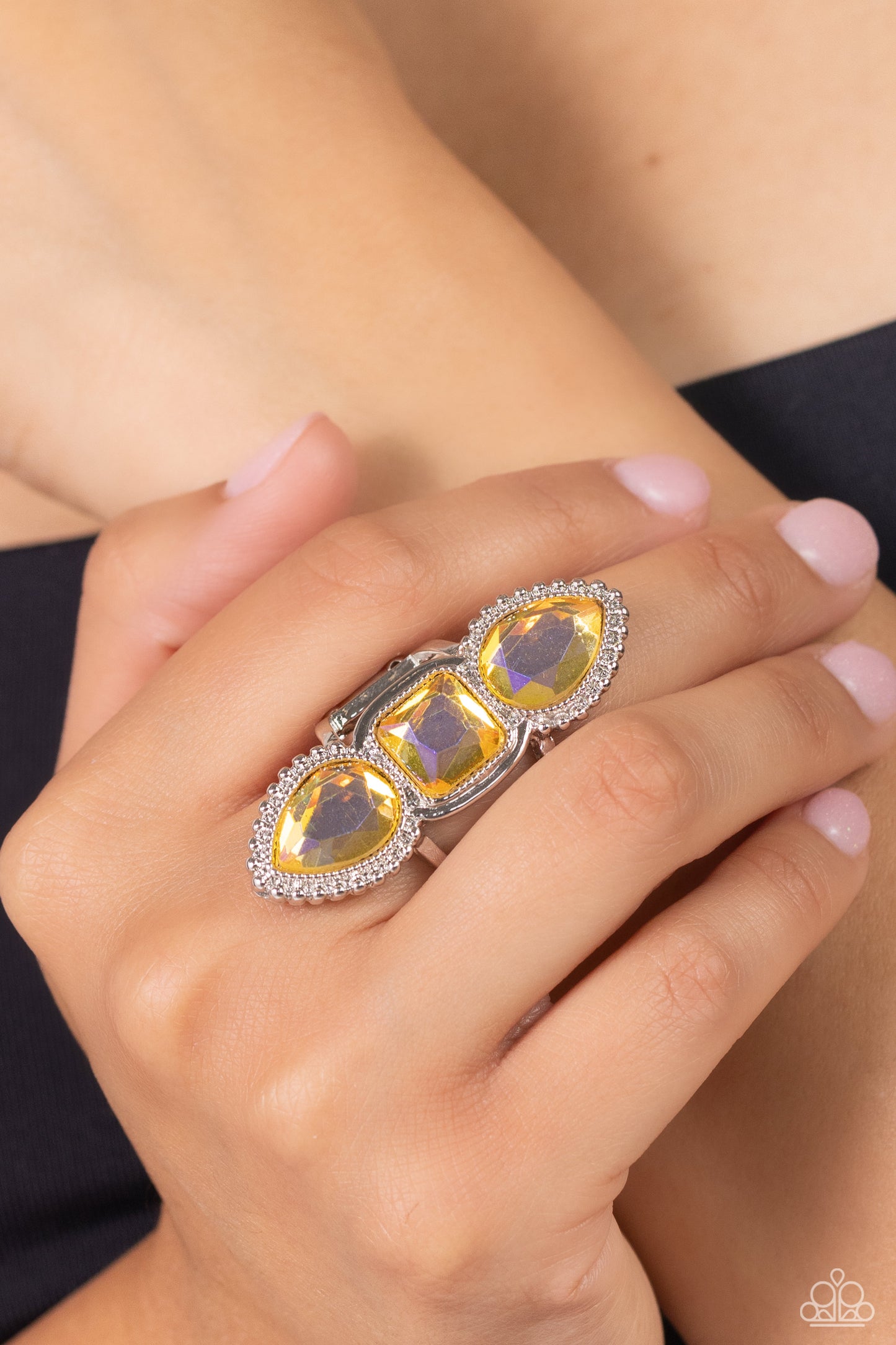 Dazzling Direction Yellow Iridescent Ring