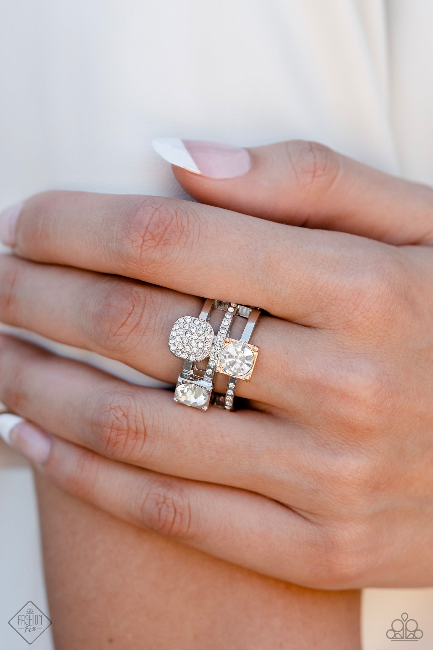 Tailored Two-Tone Multi Ring