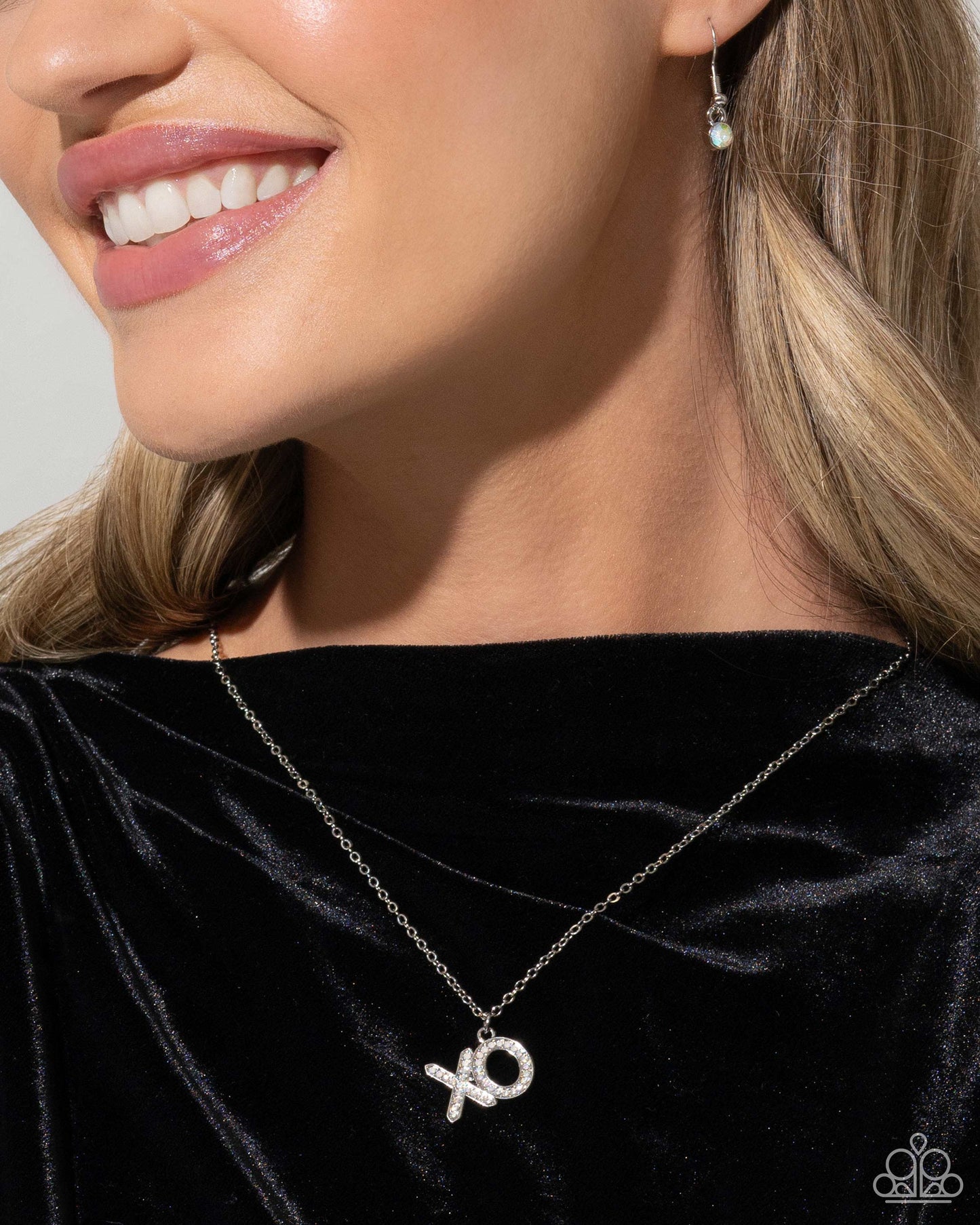 XO Showcase Silver Necklace