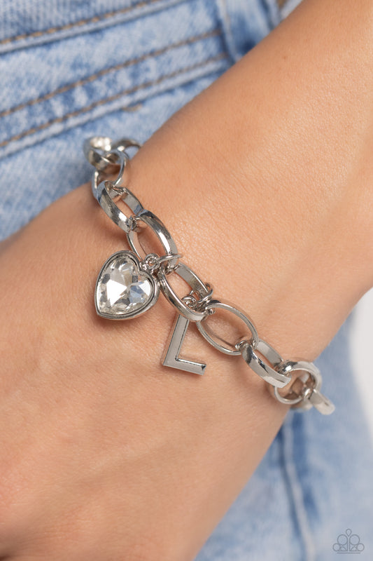 Guess Now Its INITIAL - L - Silver Charm Bracelet