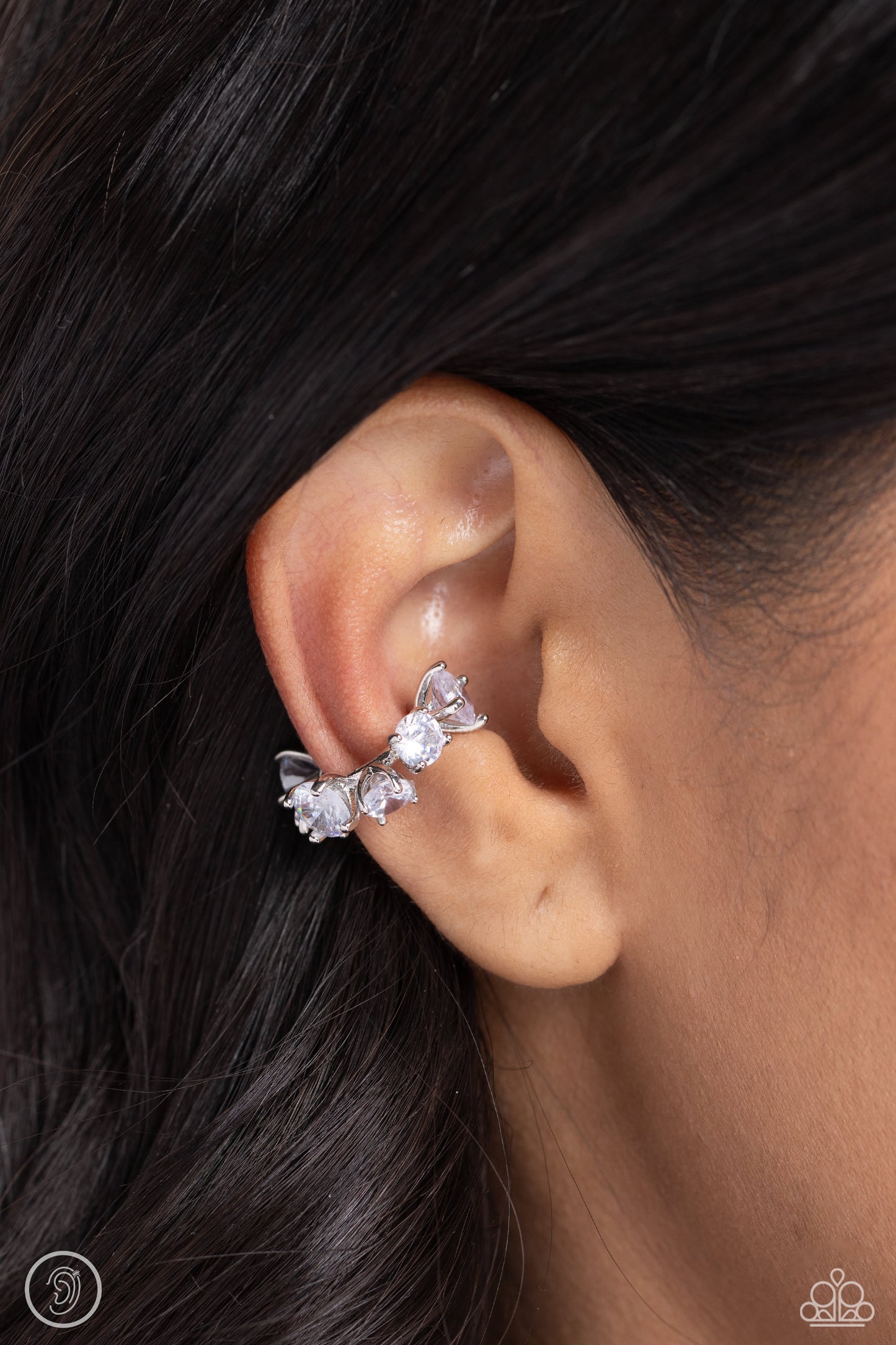 Breathtaking Blend Silver Rhinestone Ear Cuff