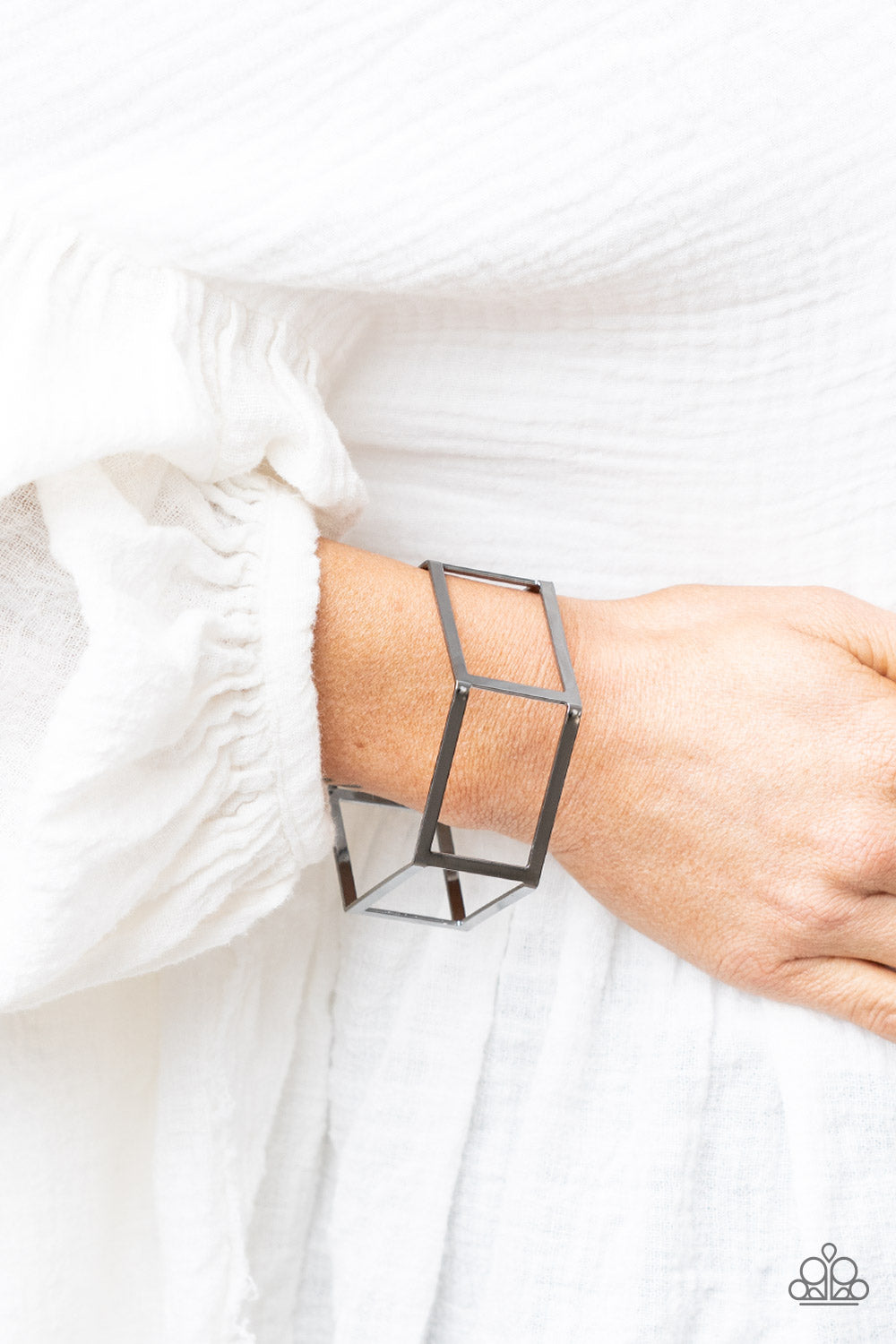 Gen Hex Gunmetal Bangle