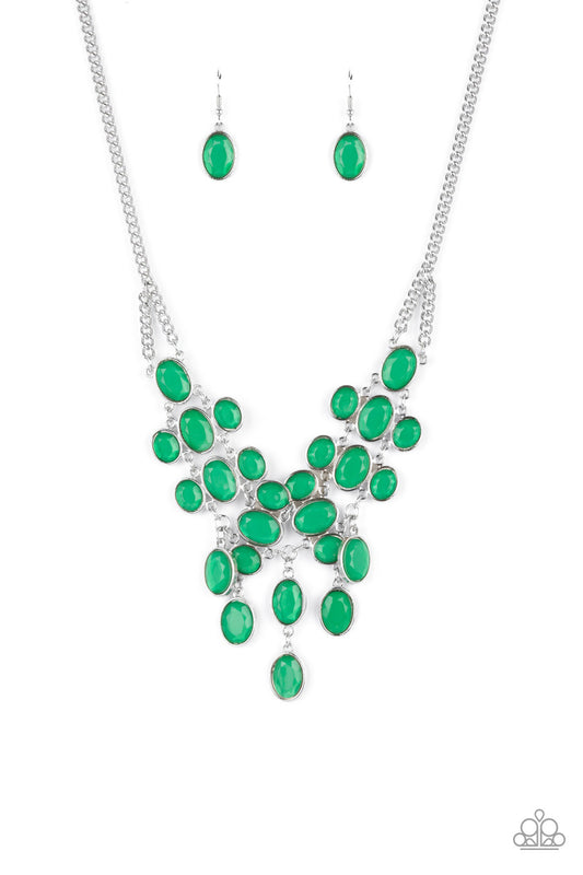 Serene Gleam Green Necklace