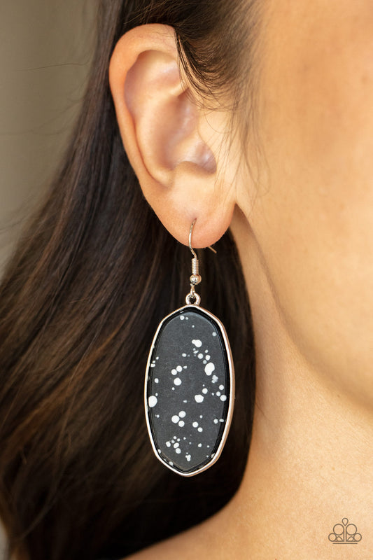 Stone Sculptures Black Earrings