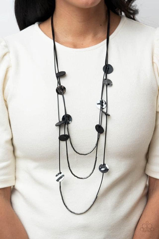 Alluring Luxe Black Necklace