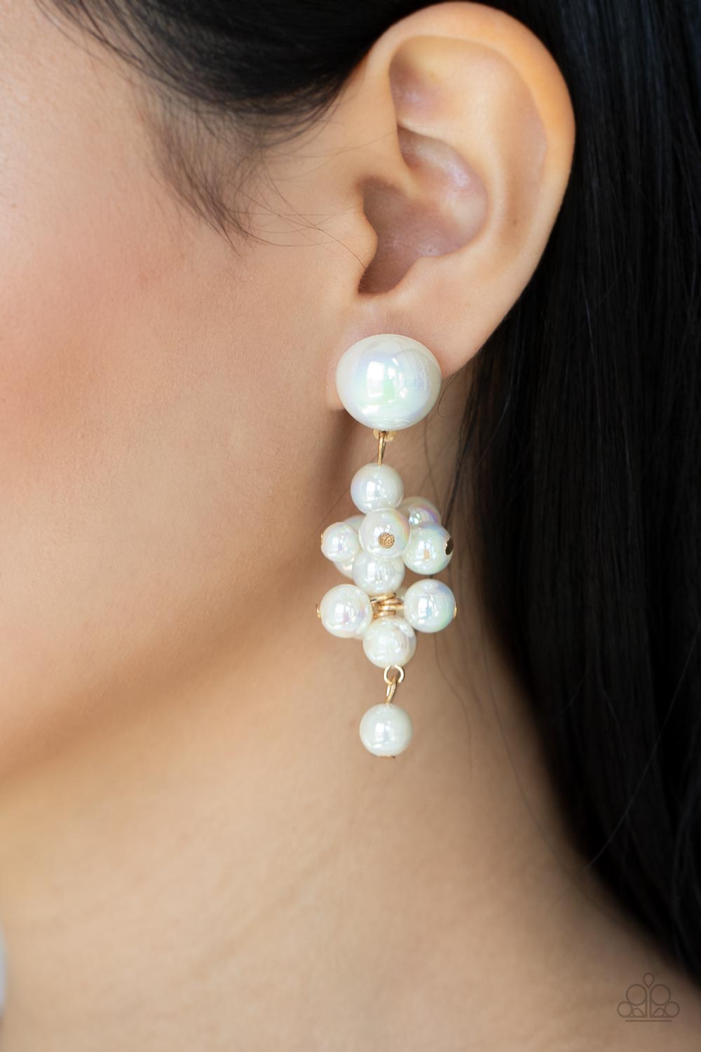 Don’t Rock the Yacht Gold Iridescent Pearl Earrings