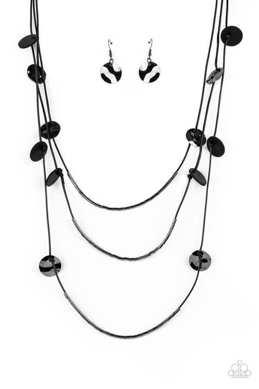 Alluring Luxe Black Necklace