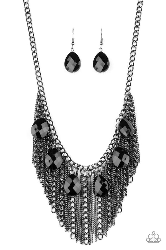 Vixen Conviction Black Necklace